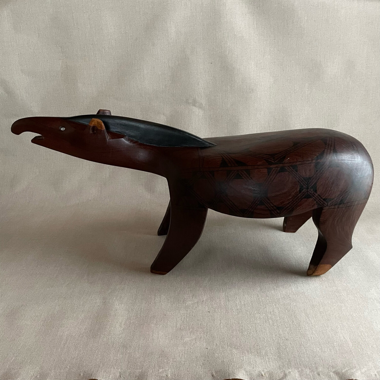アマゾン シングー メイナク族 マヤクチ_MEHINAKO YAMAKUTI / バク_Tapir