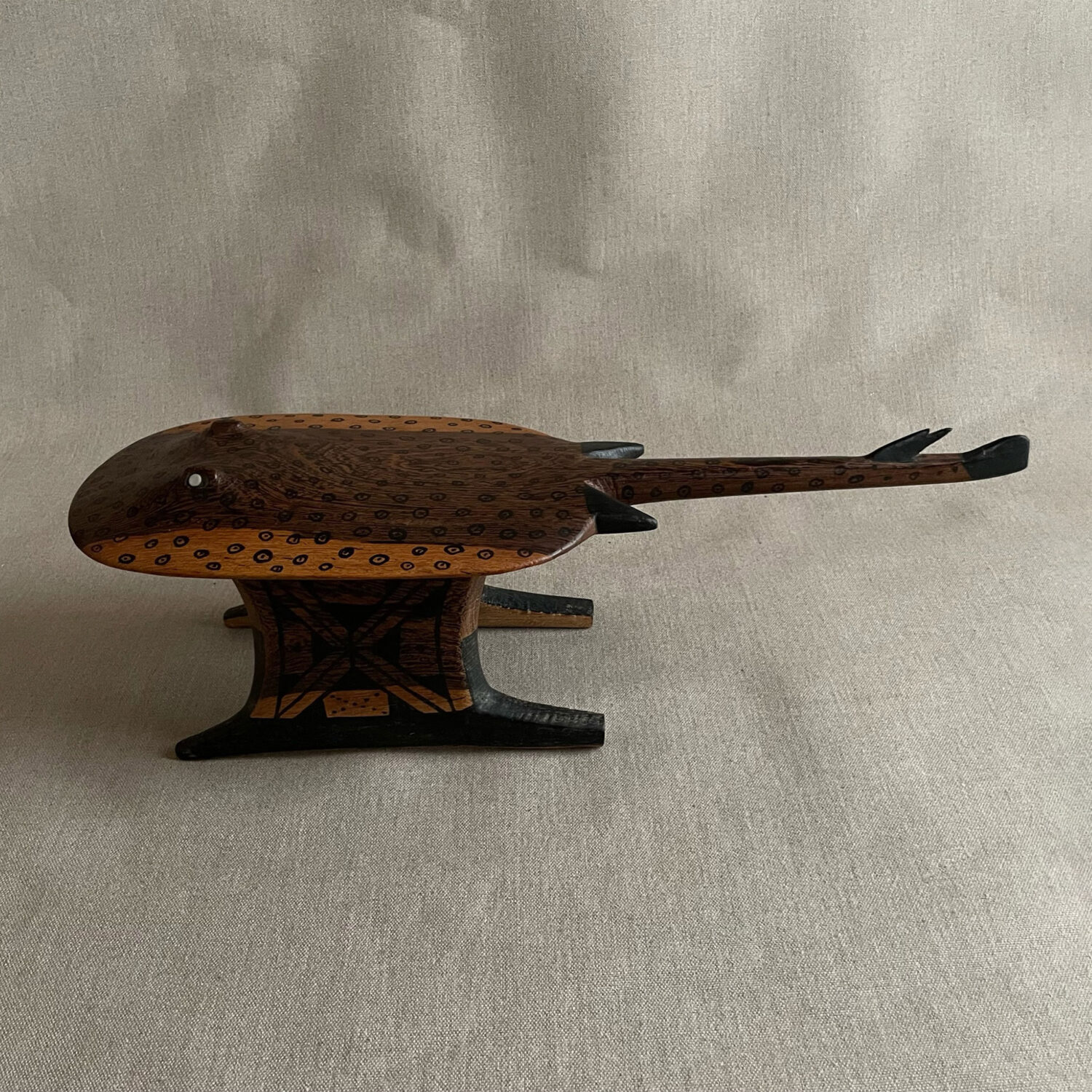 アマゾン シングー カヤビ族 トゥヤラレ_KAYABI TUYARARE / エイ_Stingray